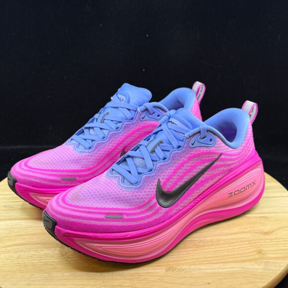 Nike Women's Size 9 Vomero Plus (HV8154 400) Sneaker Trainer Running Pink - Picture 2 of 11